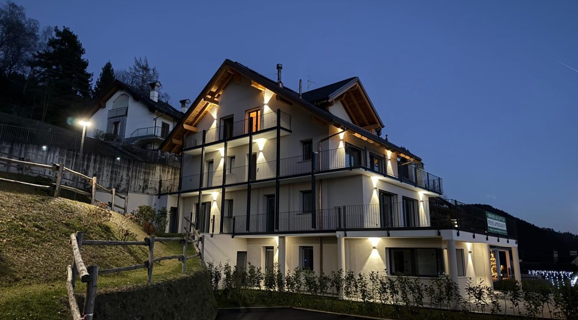 PHOTO-2025-12-28-18-00-18_2